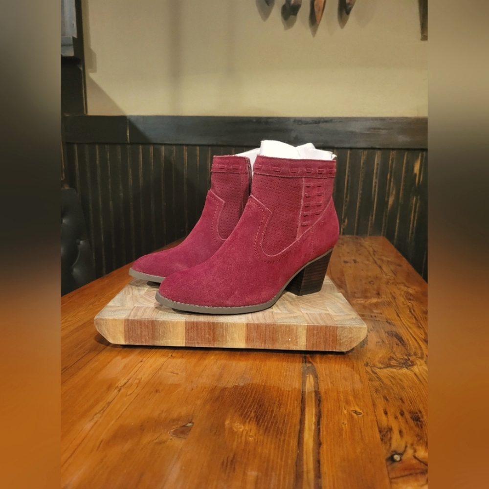 Market & Spruce Caia Bootie 8.5